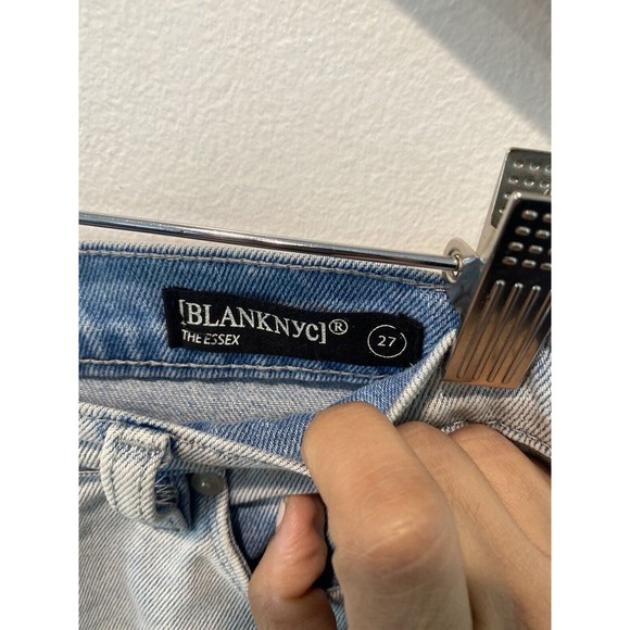 NWT BLANK NYC The Essex Classic Cut Off Denim Jean Shorts - 27 - Picture 2 of 5
